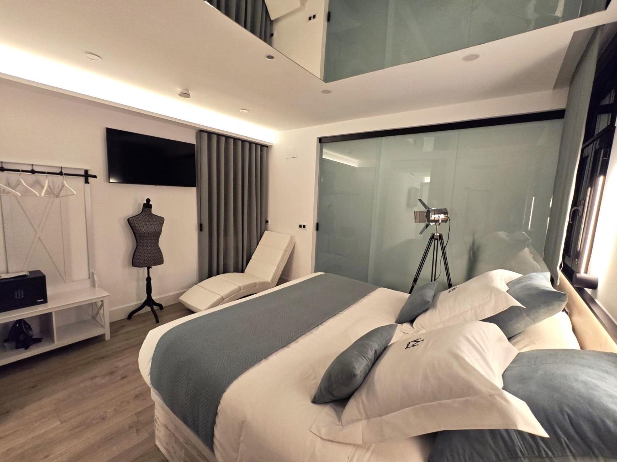 La Parada Del Rey - Luxury Suites Plasencia Exteriör bild