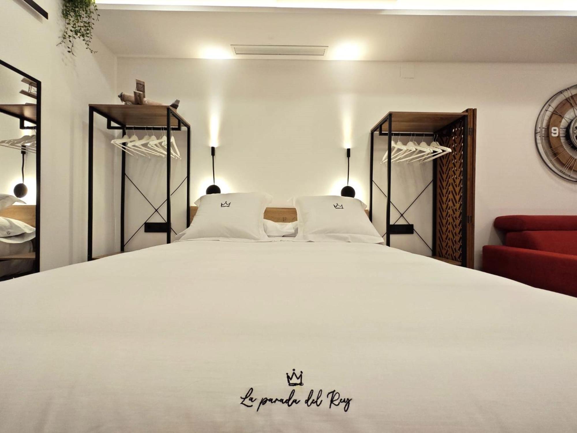 La Parada Del Rey - Luxury Suites Plasencia Exteriör bild